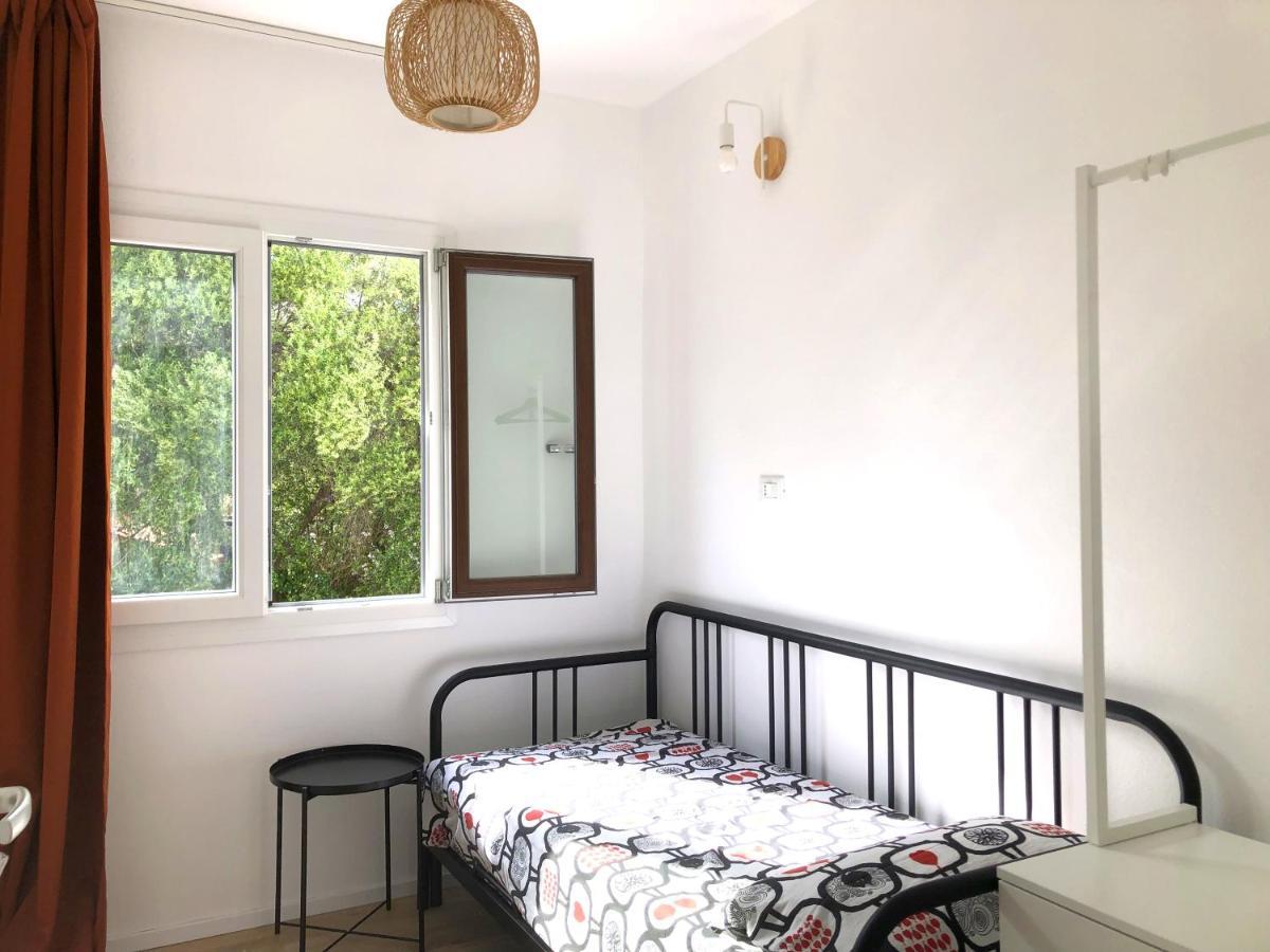Апартаменты Naked House Sardinia Бари-Сардо Экстерьер фото